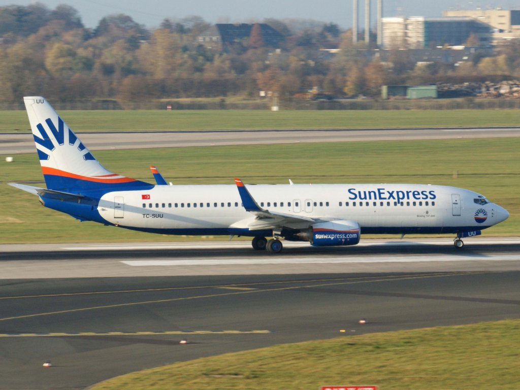 SunExpress, TC-SUU, Boeing 737-800 wl (neue Lackierung), 13.11.2011, DUS-EDDL, Dsseldorf, Germany 