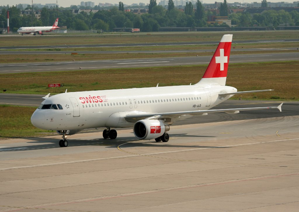 Swiss A 320-214 HB-JLQ bei der Ankunft in Berlin-Tegel am 22.05.2012