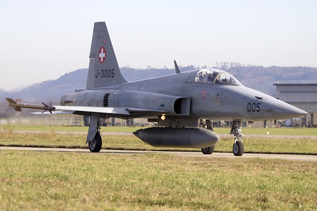 Swiss - Air Force, J-3005, Northrop, F-5E Tiger II, 25.11.2009, LSMP, Payerne, Switzerland
