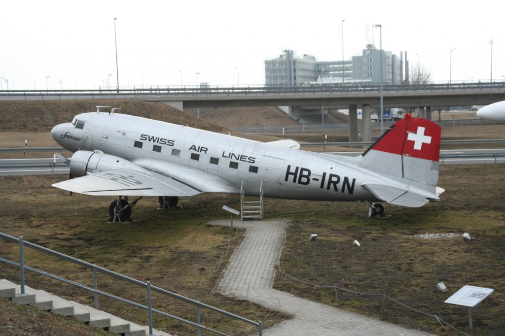 Swiss Airlines Douglas DC-3 HB-IRN am 10.03.2011 im Museumspark am Flughafen Mnchen