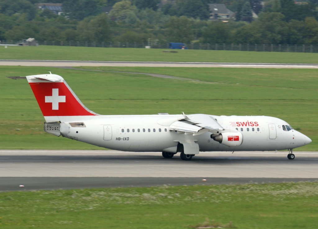 Swiss European Airlines, HB-IXO, Avro RJ-100  Brisen - 2404m , 28.07.2011, DUS-EDDL, Dsseldorf, Germany
 
