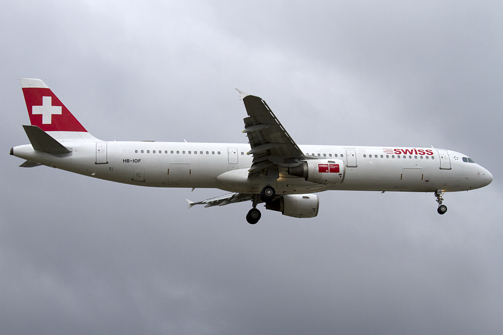 Swiss, HB-IOF, Airbus, A321-111, 02.01.2011, GVA, Geneve, Switzerland 




