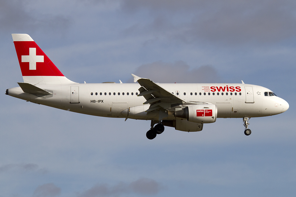 Swiss, HB-IPX, Airbus, A319-112, 15.01.2011, ZRH, Zuerich, Switzerland 




