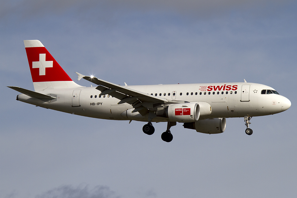 Swiss, HB-IPY, Airbus, A319-112, 15.01.2011, ZRH, Zuerich, Switzerland 

