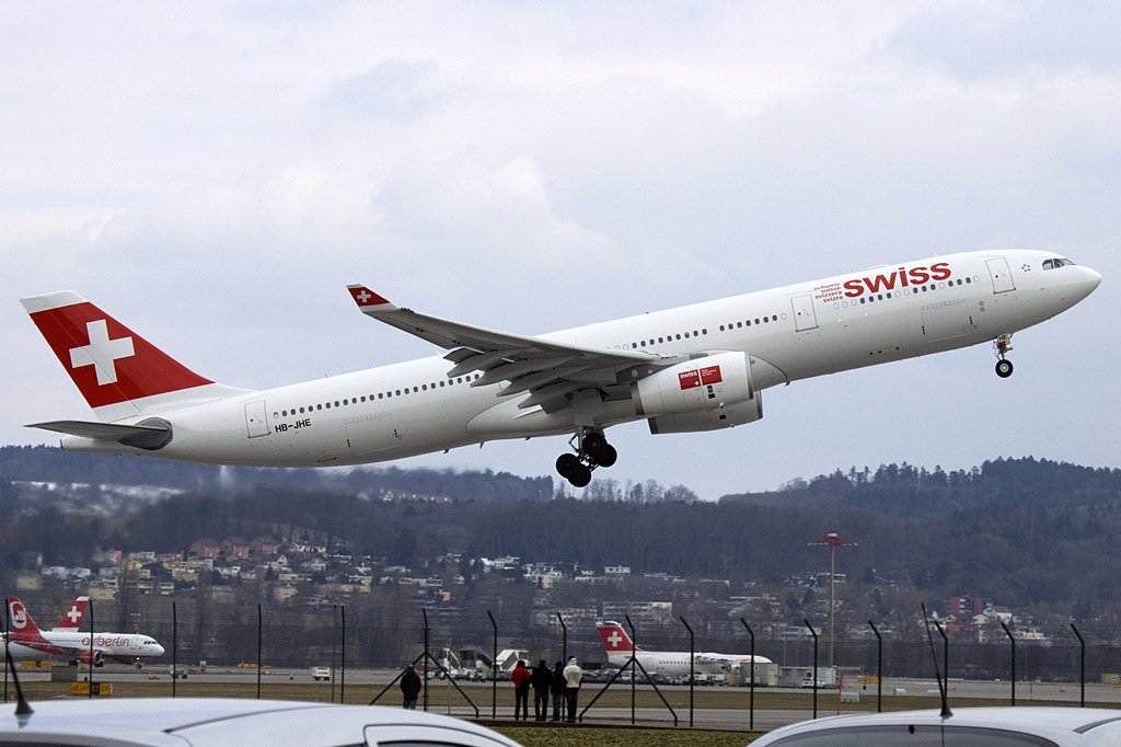 Swiss, HB-JHE, Airbus, A330-223, 20.02.2010, ZRH, Zrich, Switzerland 

