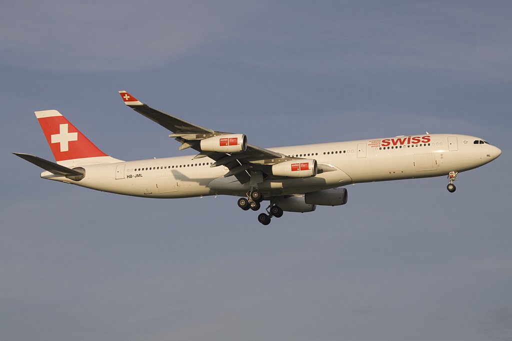 Swiss, HB-JML, Airbus, A340-313X, 02.12.2009, ZRH, Zrich, Switzerland 

