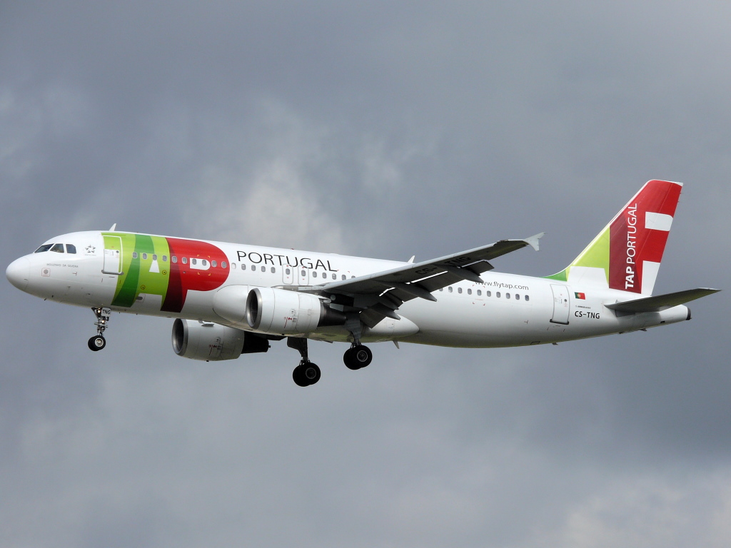 TAP Portugal; CS-TNG. Airbus A320-214. Flughafen Frankfurt/Main. 26.09.2010.