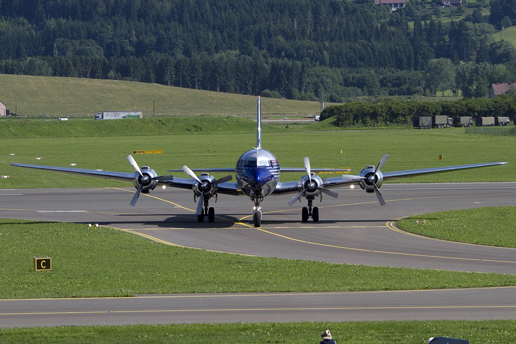 The Flying Bulls, N996DM, DC-6B, 01.07.2011, LOXZ, Zeltweg, Austria 





