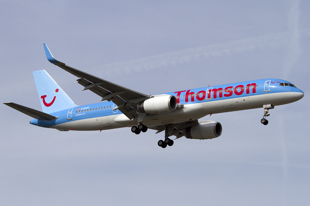 Thomsonfly, G-BYAY, Boeing, B757-204, 11.03.2012, GVA, Geneve, Switzerland 





