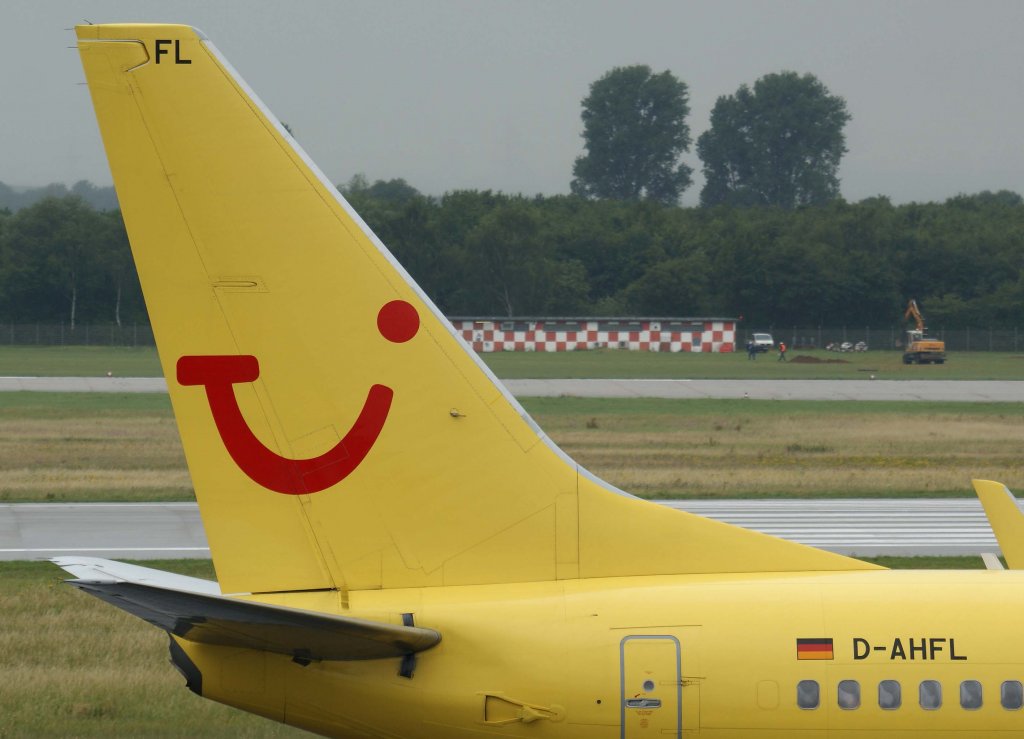 TUIfly, D-AHFL, Boeing 737-800 WL (Seitenleitwerk/Tail), 20.06.2011, DUS-EDDL, Dsseldorf, Germany 


