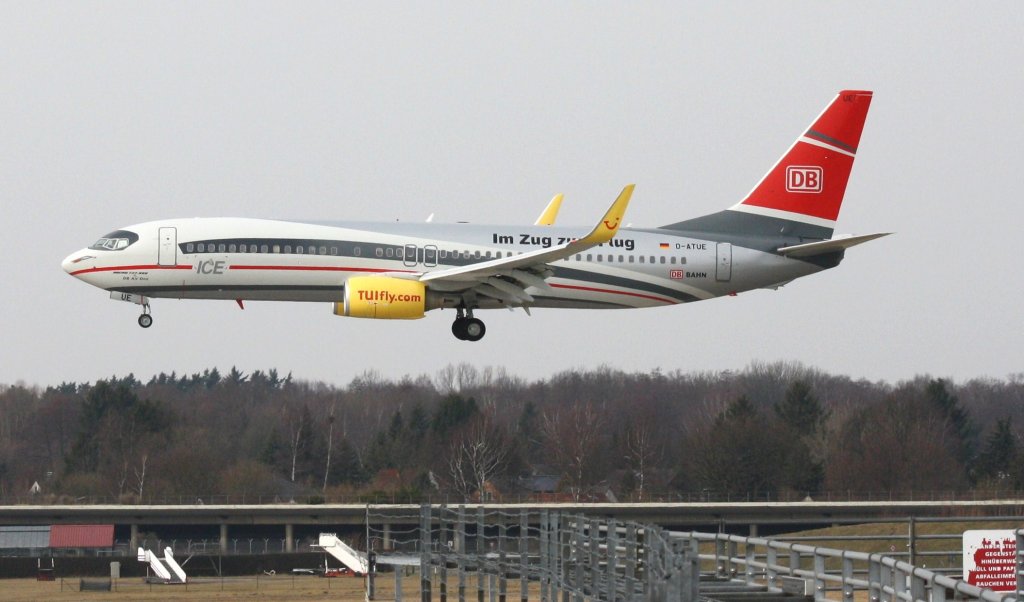 TUIfly, D-ATUE, Boeing 737-8K5, (DB-ICE), 12.03.2011, HAM-EDDH, Hamburg, Germany