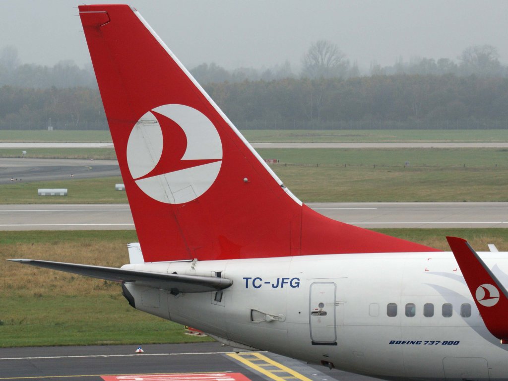 Turkish Airlines, TC-JFG  Mardin , Boeing, 737-800 wl (Seitenleitwerk/Tail), 13.11.2011, DUS-EDDL, Dsseldorf, Germany