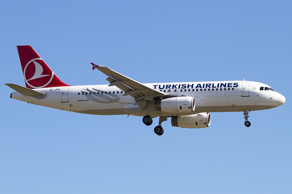Turkish Airlines, TC-JPB, Airbus, A320-232, 14.09.2012, BCN, Barcelona, Spain 




