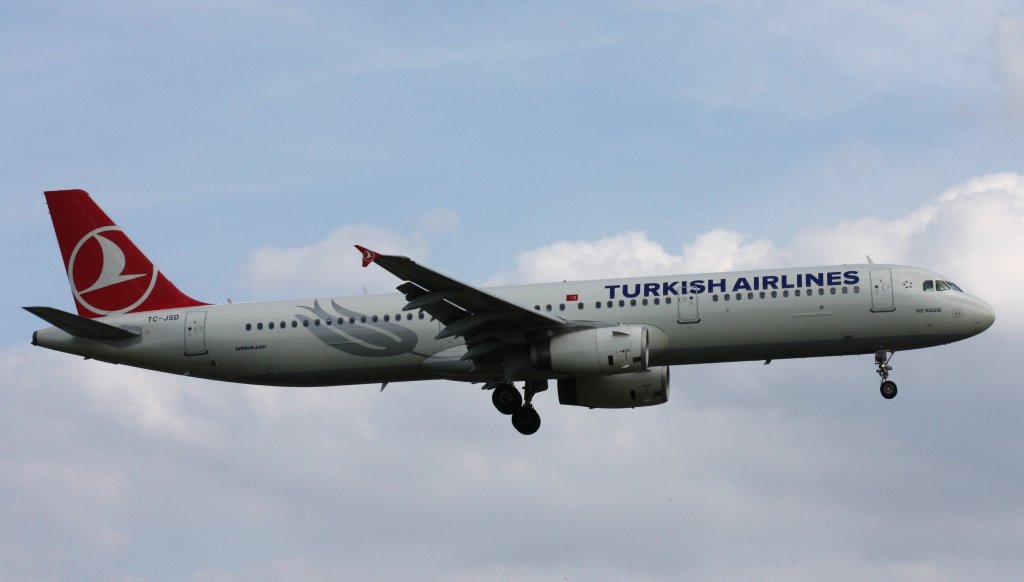 Turkish Airlines,TC-JSD,(c/n5388),Airbus A321-231,02.07.2013,HAM-EDD,Hamburg,Germany