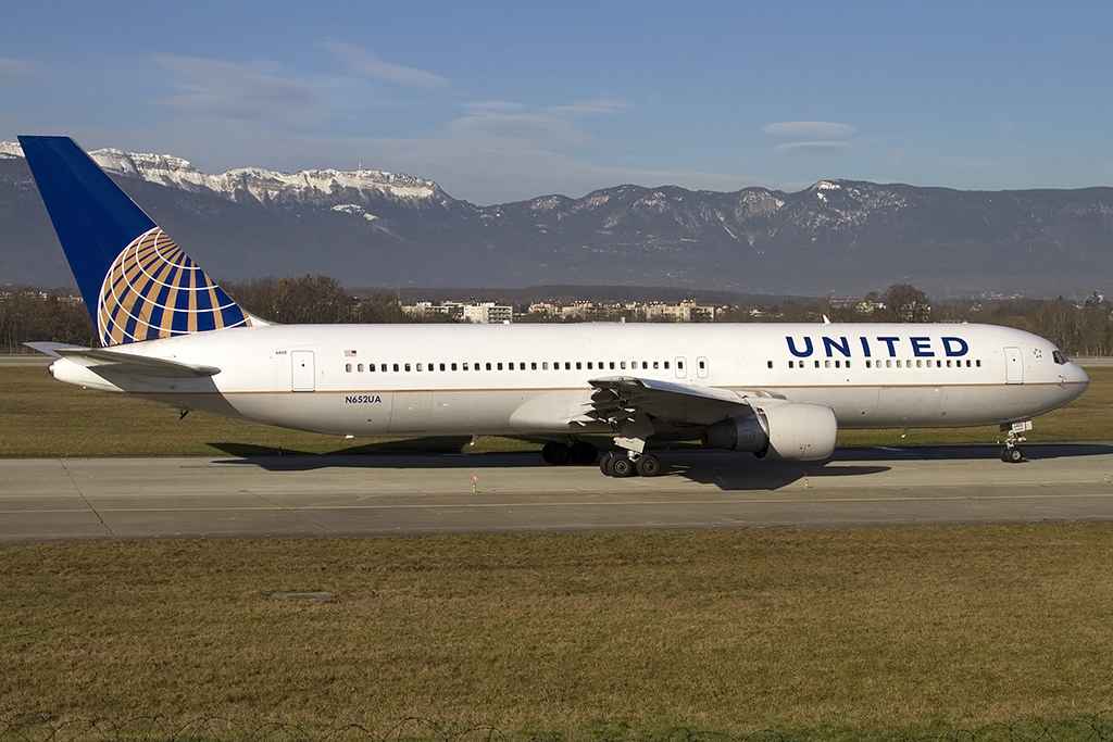 United Airlines, N652UA, Boeing, B767-322ER, 29.12.2012, GVA, Geneve, Switzerland 


