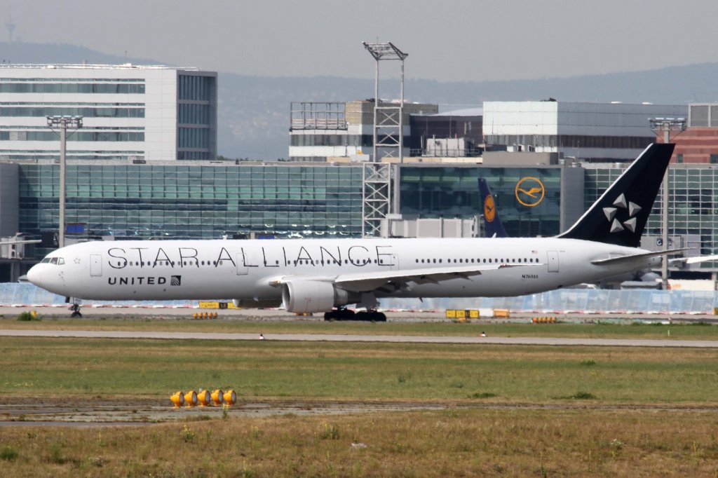 United Airlines, N76055, Boeing, 767-400 ER (StarAlliance-Lackierung), 24.08.2012, FRA-EDDF, Frankfurt, Germany

