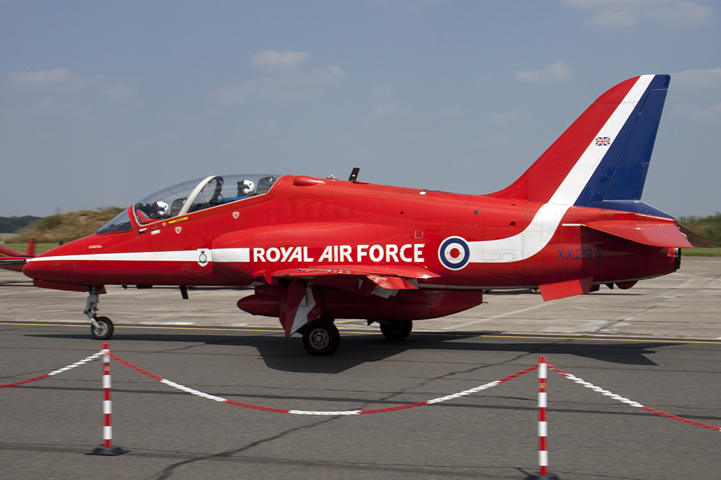 United Kingdom - Air Force, XX294, BAe, Hawk T1A, 26.06.2010, LFQI, Cambrai-Epinoy, France