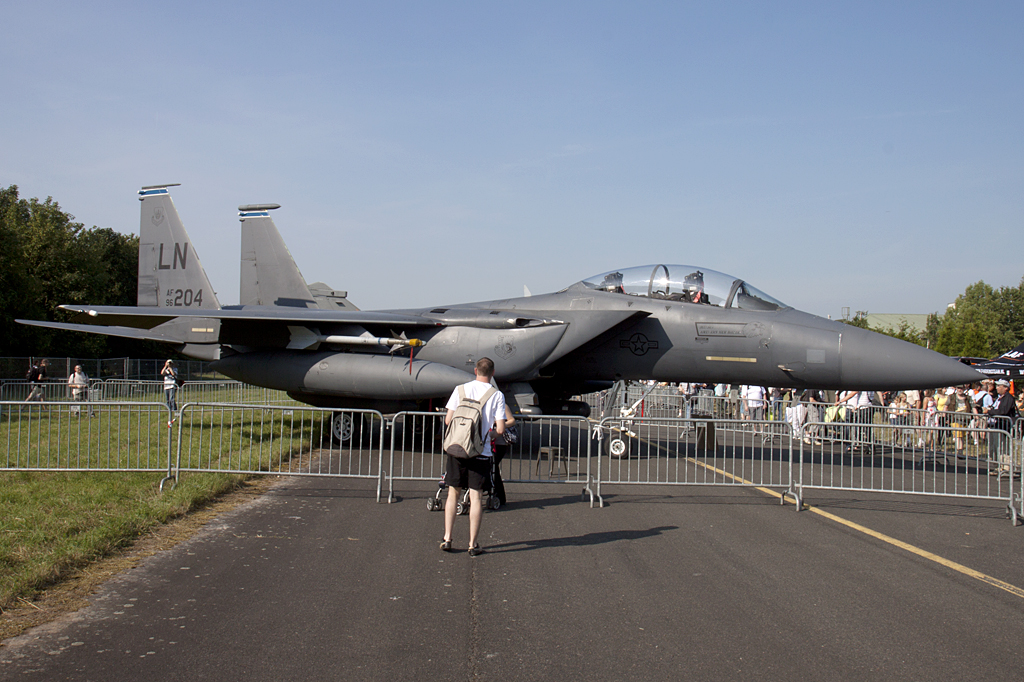 USA - Air Force, 96-0204, Boeing, F-15E Strike Eagle, 26.06.2010, LFQI, Cambrai-Epinoy, France 



