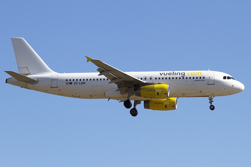 Vueling, EC-LQM, Airbus, A320-232, 14.09.2012, BCN, Barcelona, Spain 




