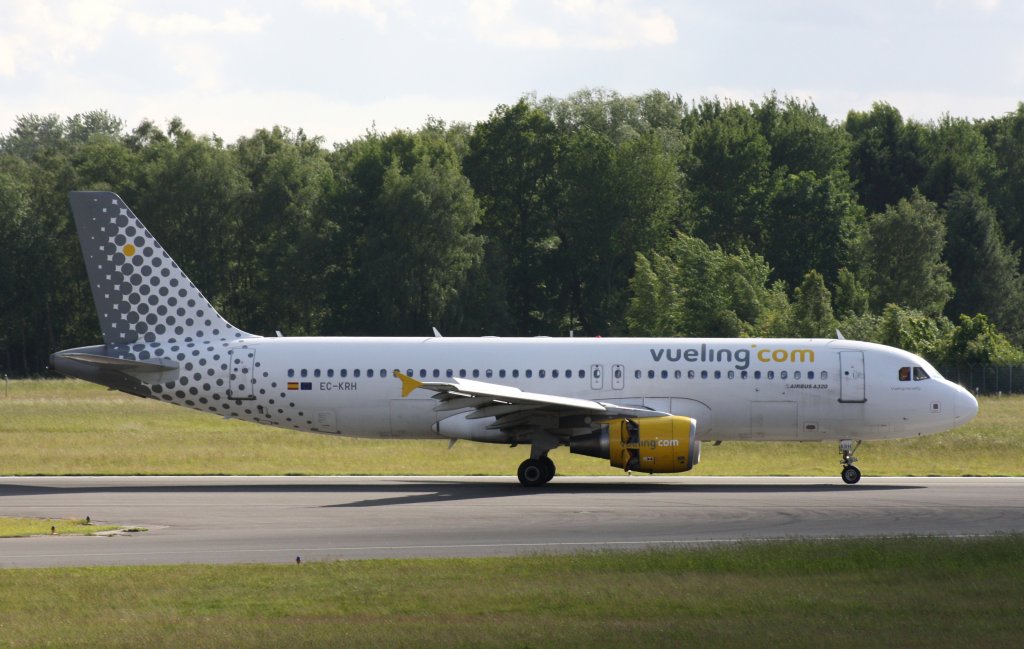 Vueling,EC-KRH,(c/n 3529),Airbus A320-214,01.06.2012,HAM-EDDH,Hamburg,Germany