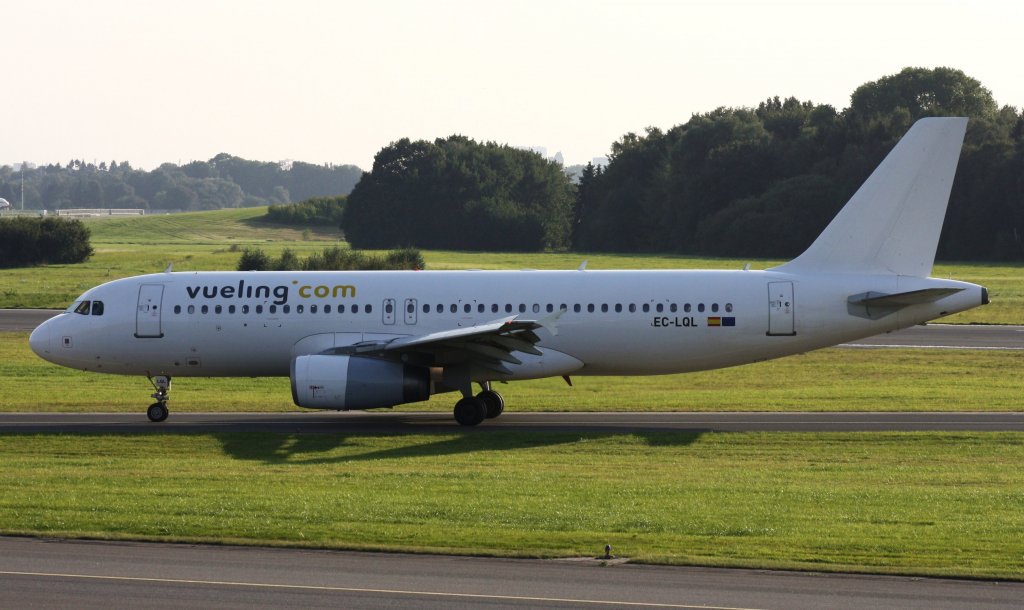 Vueling,EC-LQL,(c/n1749),Airbus A320-232,16.09.2012,HAM-EDDH,Hamburg,Germany