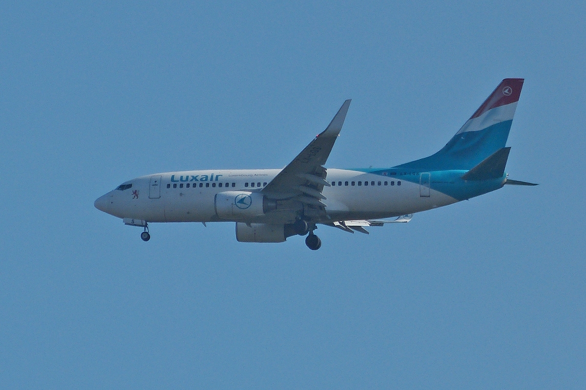 . LX-LGS, Boeing 737-7C9 der Luxair wird in kürze auf dem Flughafen Findel in Luxemburg landen.  23.09.2014