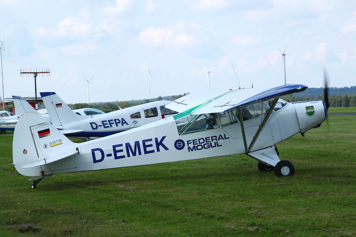  Piper PA-18-95 Super Cub, D-EMEK. Dahlemer Binz (EDKV) am 03.09.2017.