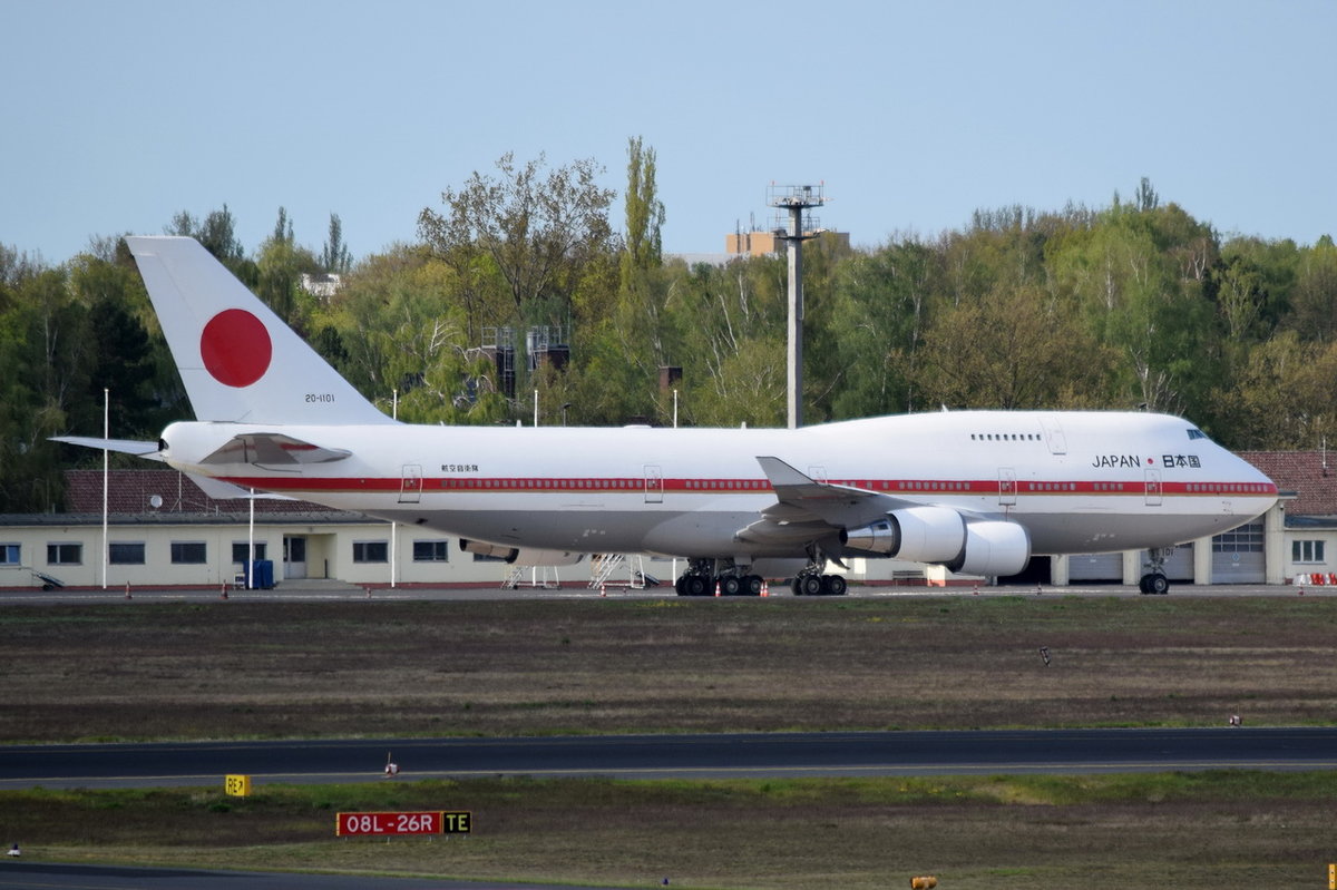 20-1101 Japan Air Self-Defence Force (JASDF) Boeing 747-47C   am 04.05.2016 in Tegel
