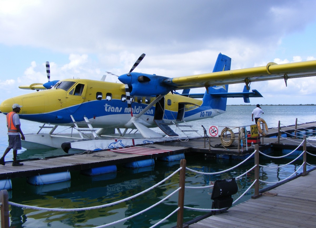 8Q-TMP, DHC-6 Twin Otter, TMA, Male Waterairport (MLE),17.3.2015