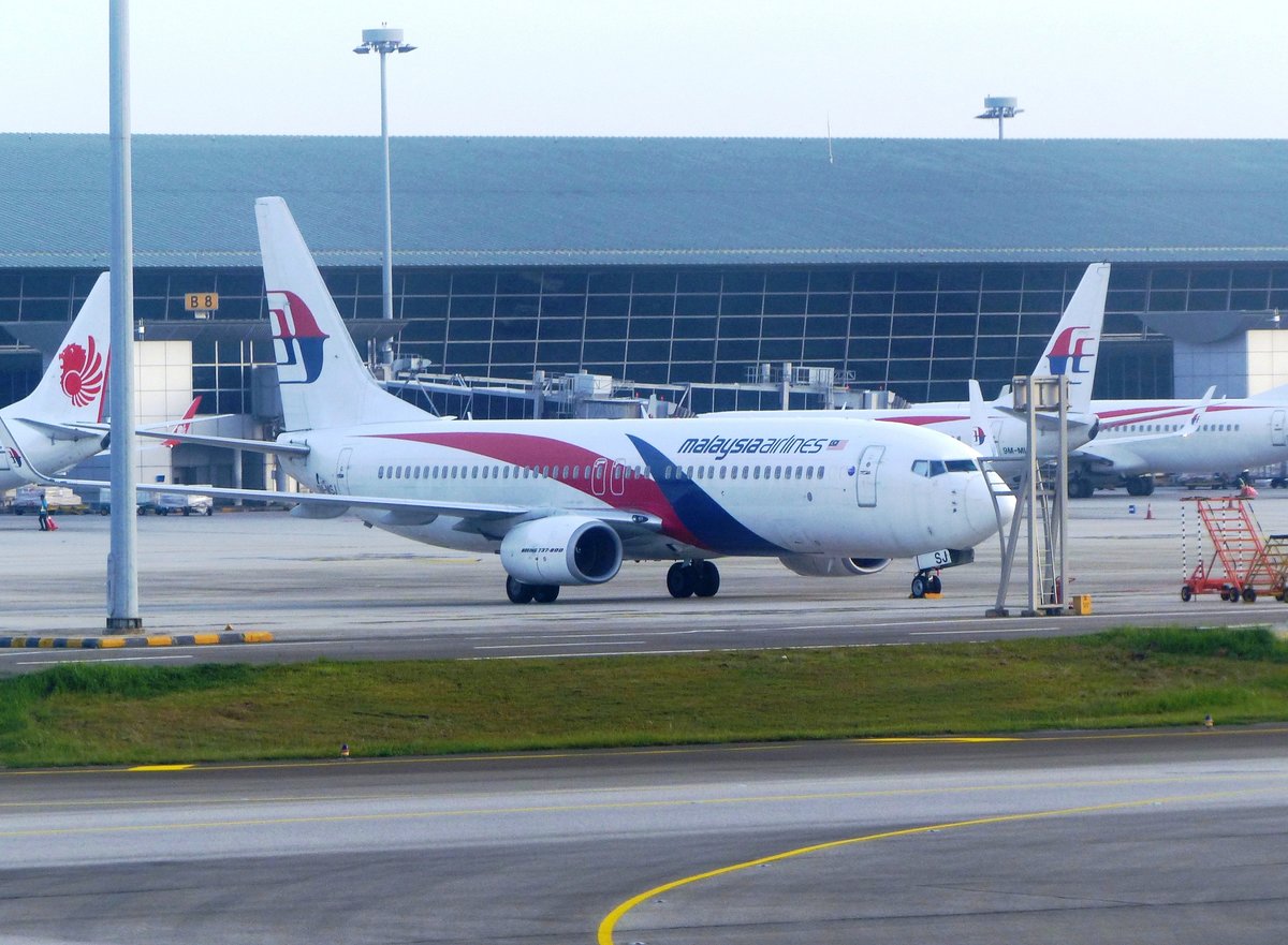 9M-MSJ, Boeing 737-8H6, Malaysia Airlines, Kuala lumpur International Airport (KUL), 17.9.2017