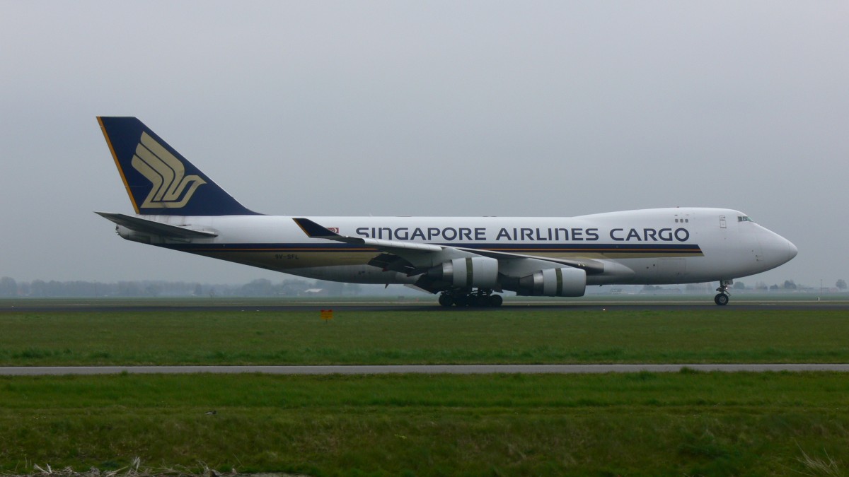 9V-SFL Boeing 747-412F von Singapore Airlines Cargo am 20.04.2012 in Amsterdam.
