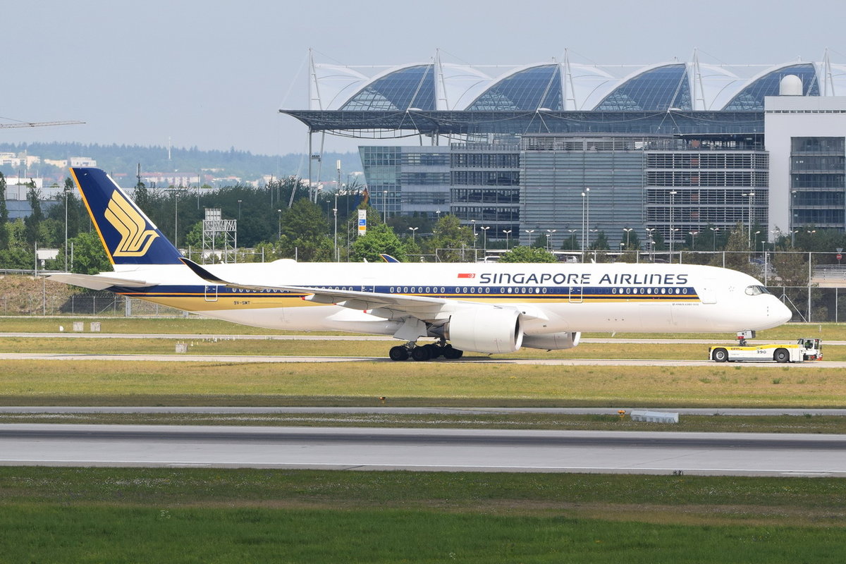 9V-SMT Singapore Airlines Airbus A350-941  , MUC , 12.05.2018