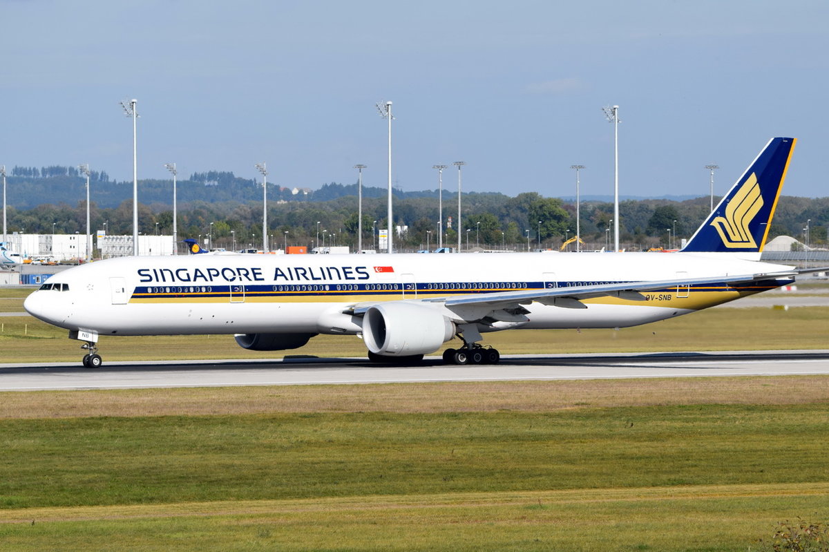 9V-SNB Singapore Airlines Boeing 777-312(ER)  , MUC , 15.10.2016