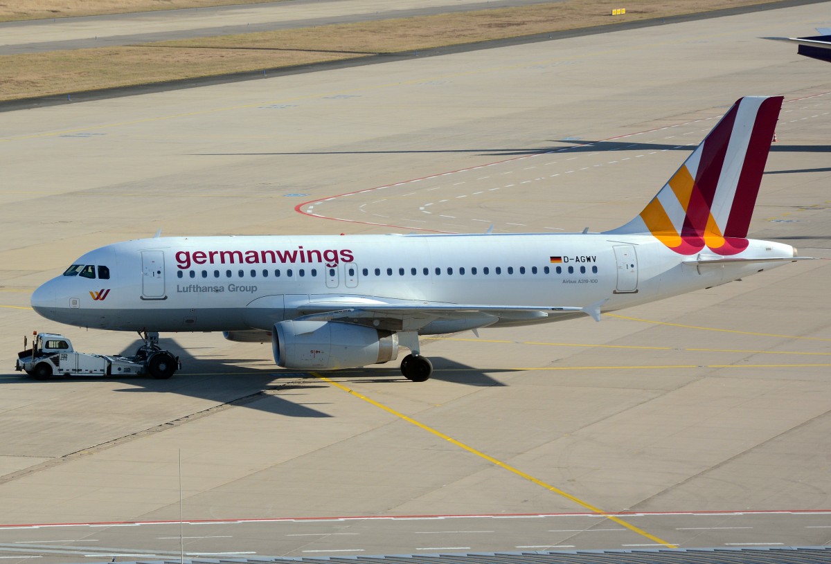 A 319-100 D-AGWV Germanwings, taxy at CGN, 02.02.2014