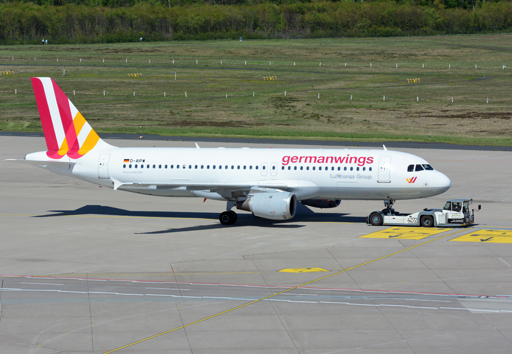 A 320-200 Germanwings, D-AIPW, pushback in CGN - 05.05.2016