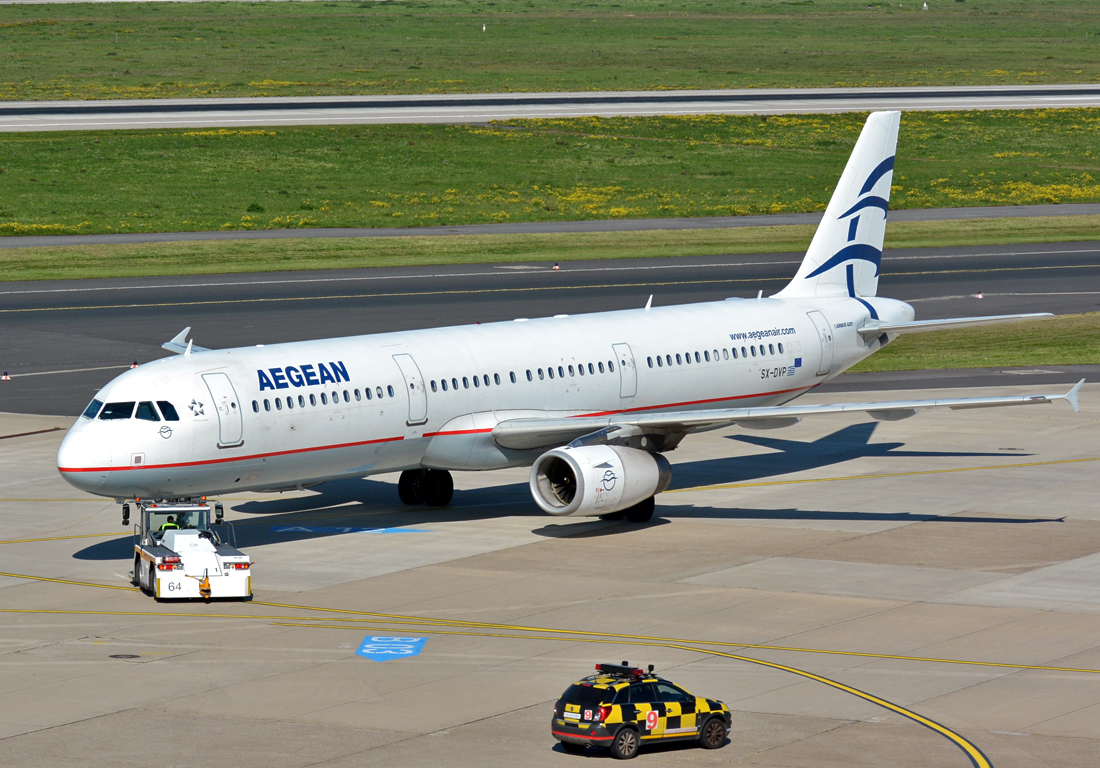A 321-232, SX-DVP, Aegean Airlines, pushback in DUS - 01.10.2015