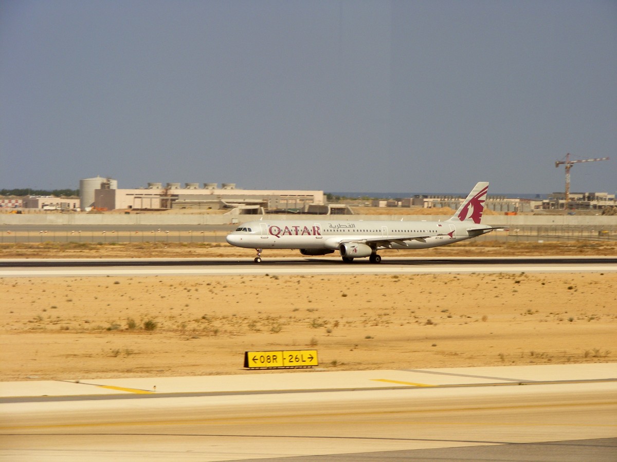 A7-AIC, Qatar Airways, A321, Muscat International Airport (MCT), 14.11.2014