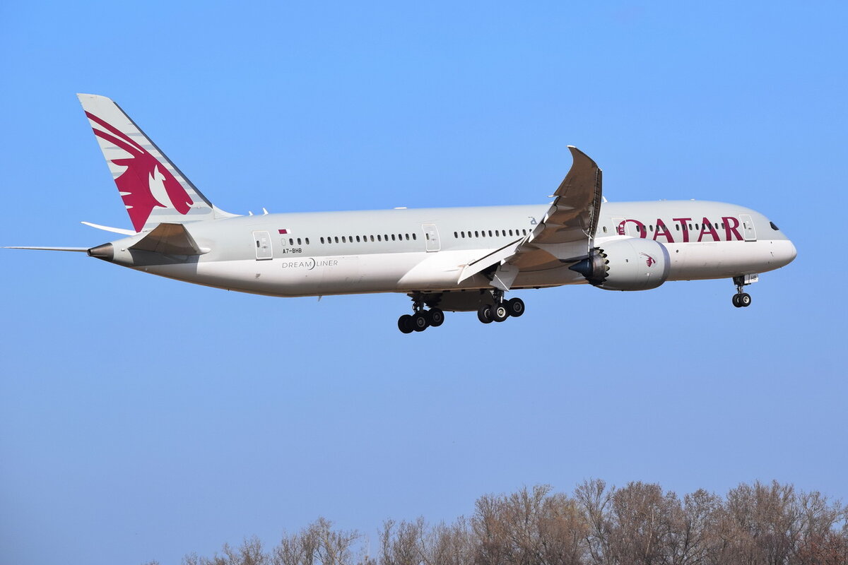 A7-BHB , Qatar Airways , Boeing 787-9 Dreamliner ,  18.03.2022 , Berlin-Brandenburg  Willy Brandt  , BER , 
