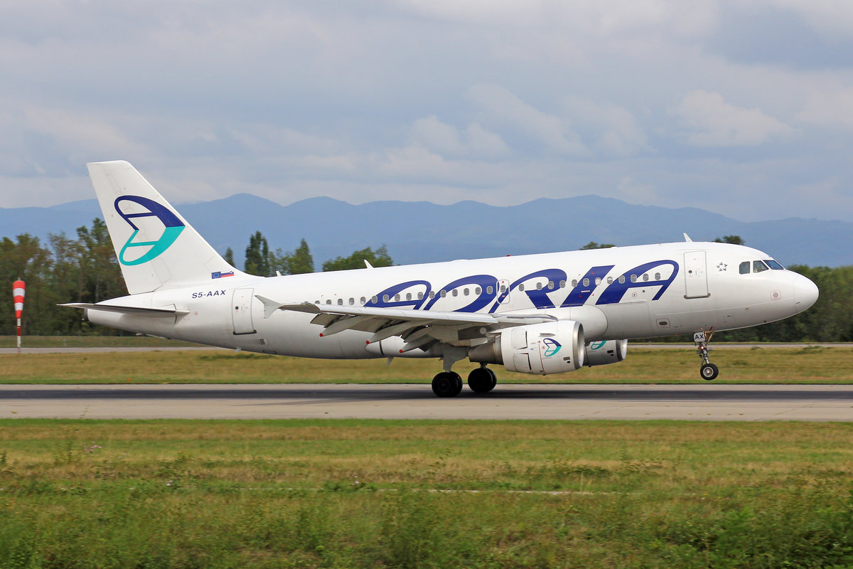 Adria Airways, S5-AAX, Airbus A319-111, msn: 1000, 03.September 2018, BSL Basel-Mülhausen, Switzerland.