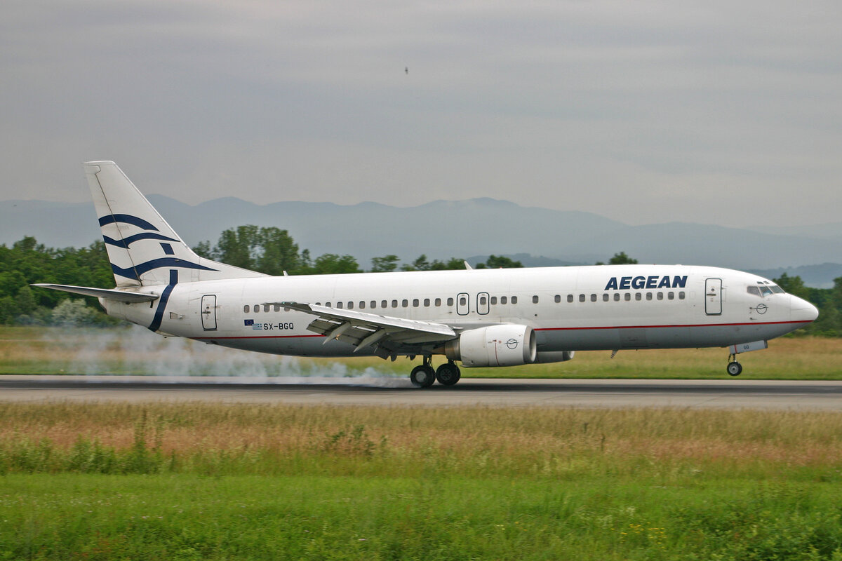 Aegean Airlines, SX-BGQ, Boeing B737-4Y0, msn: 25177/2176, 14.Juni 2008, BSL Basel - Mühlhausen, Switzerland.