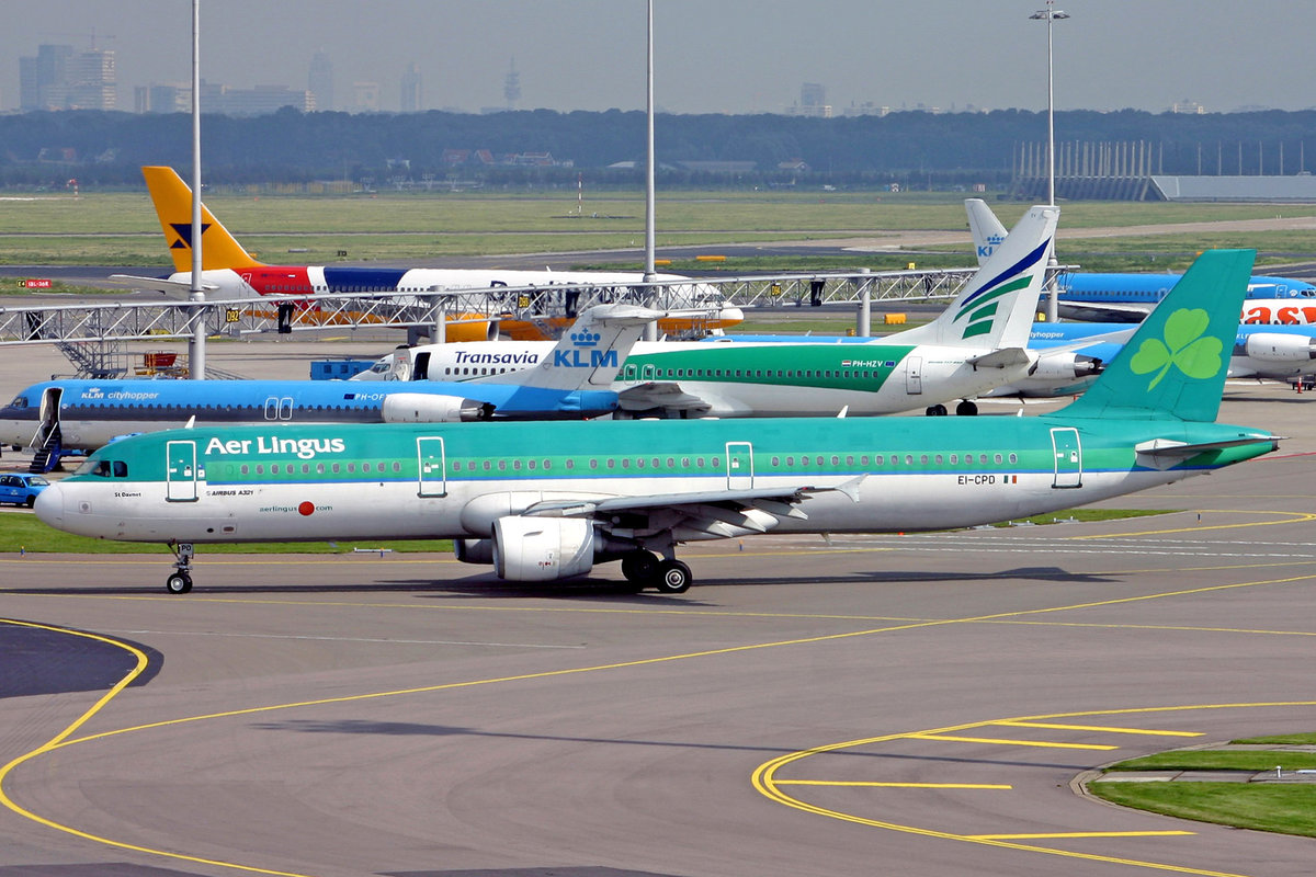 Aer Lingus, EI-CPD, Airbus A321-211, msn: 841,  St-Davnet/Damhnat , 16.September 2004, AMS Amsterdam, Netherlands.