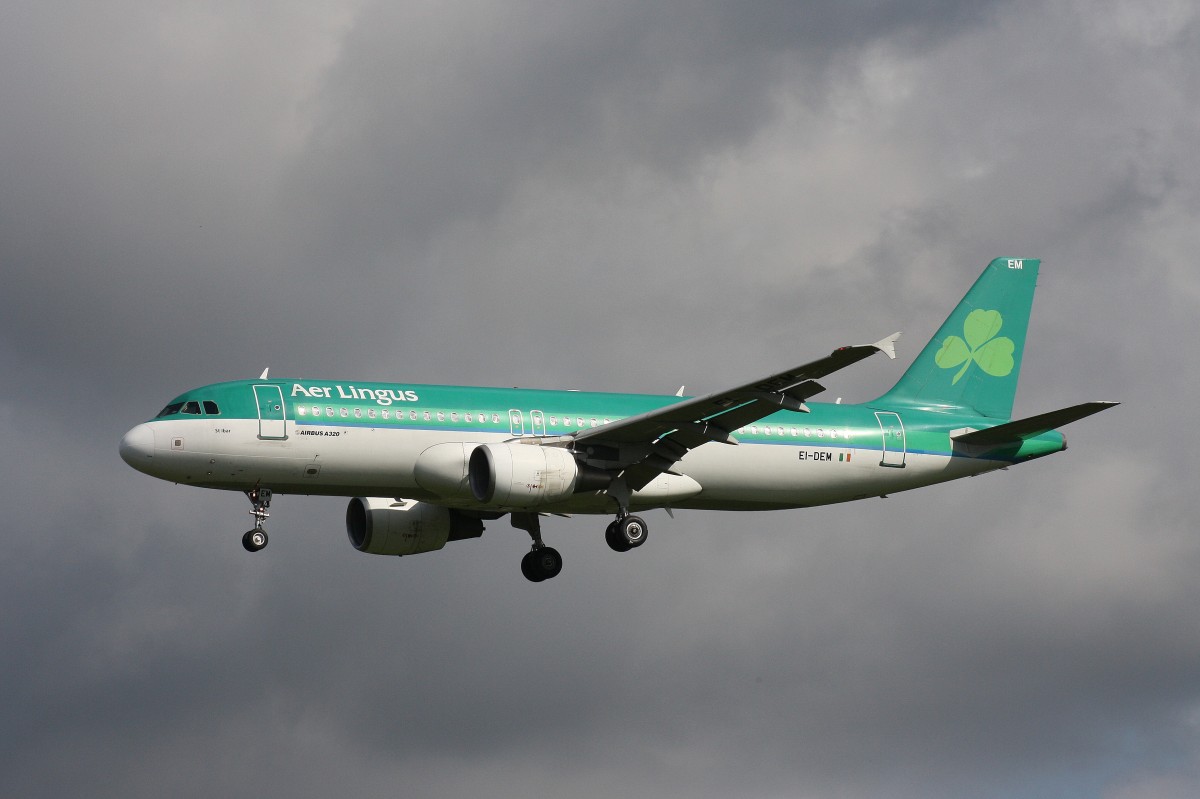 Aer Lingus, EI-DEM, (c/n 2411),Airbus A 320-214, 15.07.2015, HAM-EDDH, Hamburg, Germany 