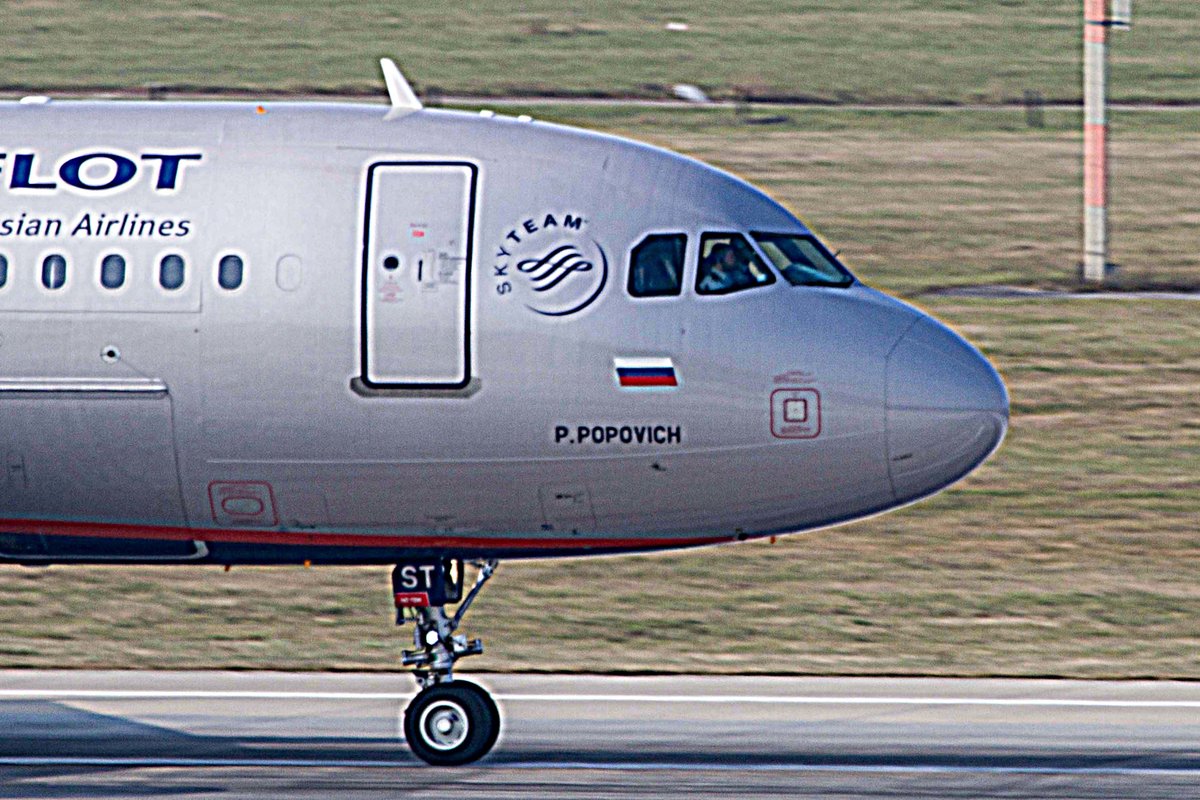 Aeroflot (SU-AFL), VQ-BST  P.Popovich , Airbus, A 320-214 sl (Bug/Nose), 10.03.2016, DUS-EDDL, Düsseldorf, Germany 