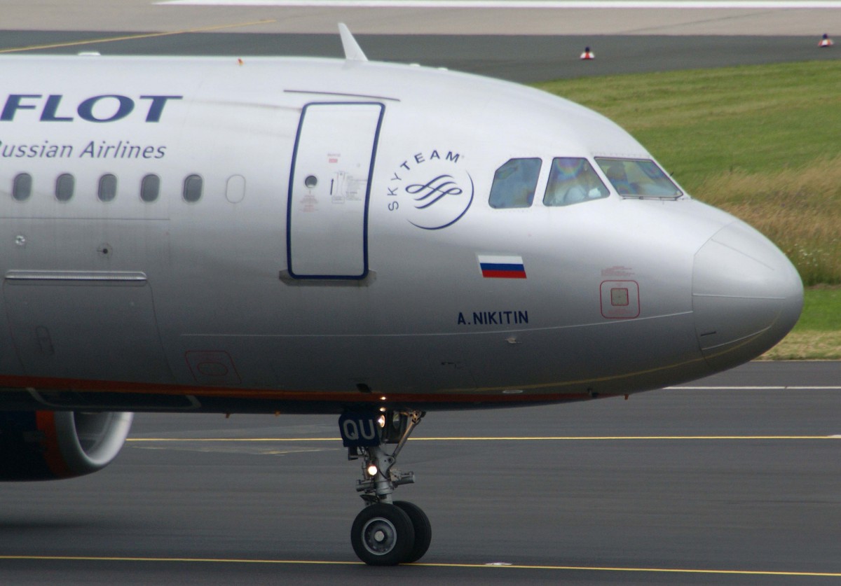 Aeroflot, VP-BQU  A.Nikitin , Airbus, A 320-200 (Bug/Nose), 01.07.2013, DUS-EDDL, Dsseldorf, Germany 