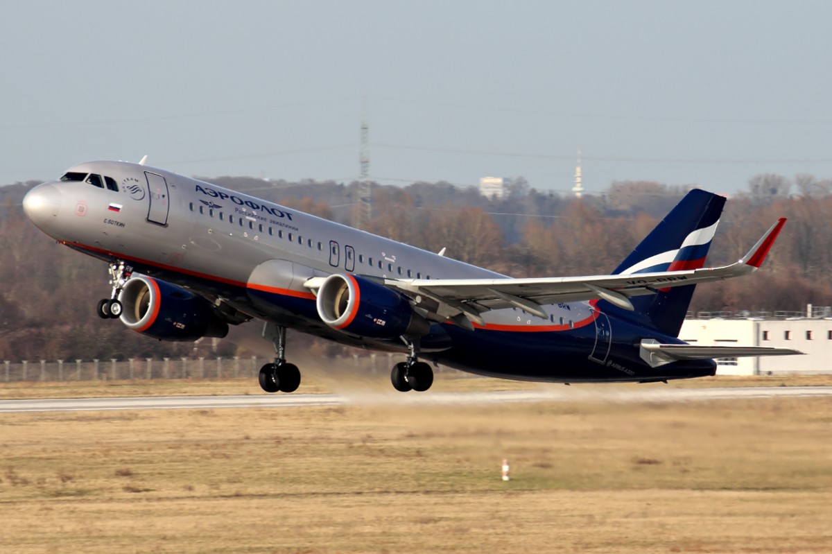 Aeroflot VQ-BRW beim Start in Düsseldorf 14.2.2015
