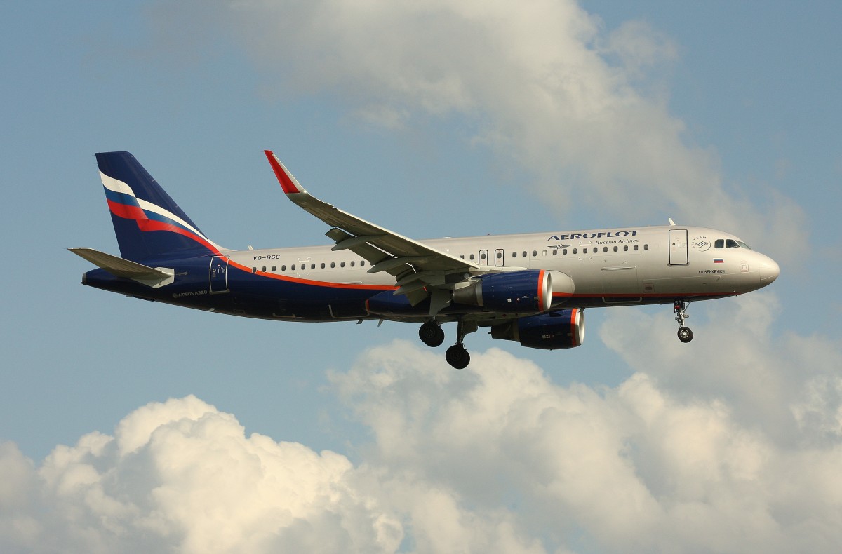 Aeroflot, VQ-BSG, (c/n 6017), Airbus A 320-214 (SL), 21.07.2015, HAM-EDDH, Hamburg, Germany (Taufname. YU.Senkevich) 