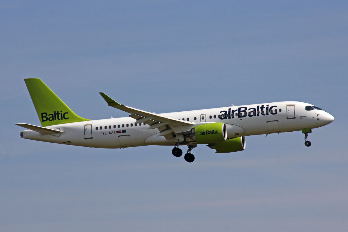 Air Baltic, YL-AAR, Airbus A220-300, msn: 55053, 10.April 2023, ZRH Zürich, Switzerland.