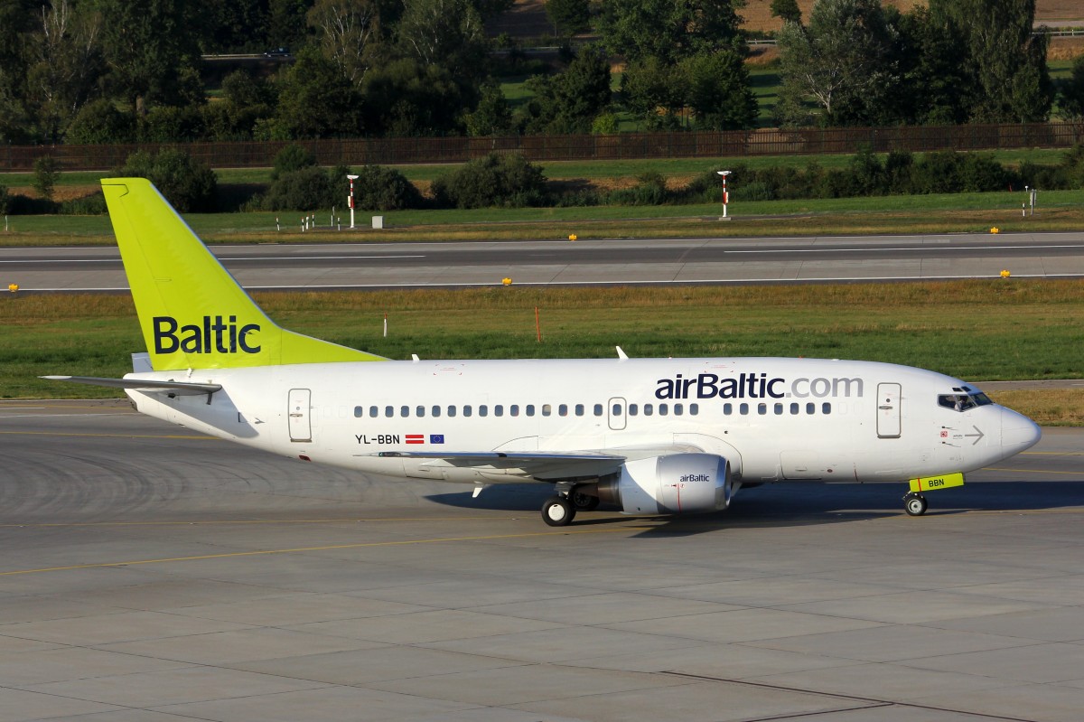 Air Baltic, YL-BBN, Boeing B737-522, 7.August 2015, ZRH Zürich, Switzerland.