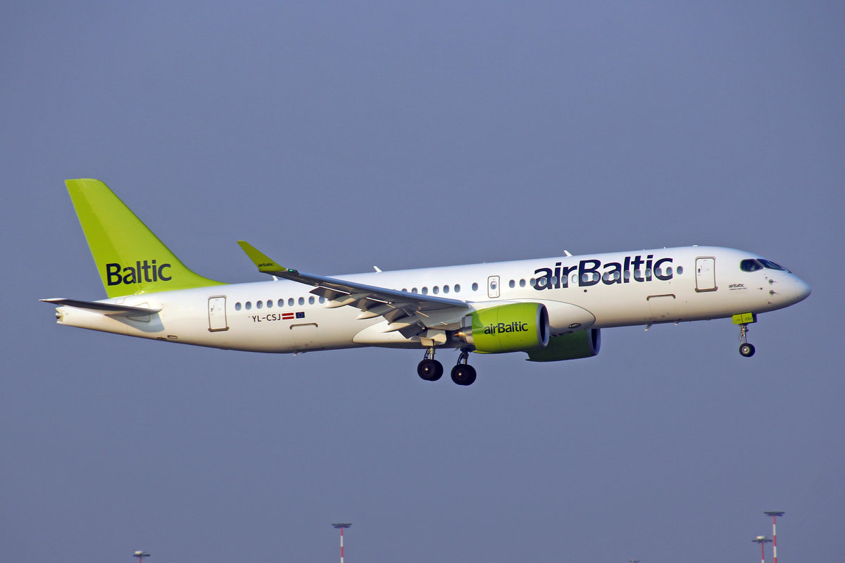 Air Baltic, YL-CSJ, Airbus A220-300, msn: 55038, 15.Oktober 2018, MXP Milano-Malpensa, Italy.