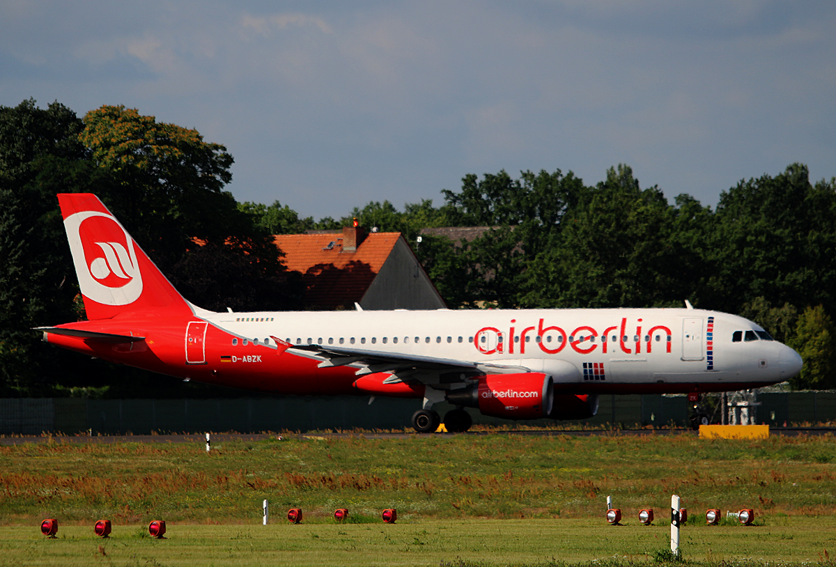 Air Berlin, Airbus A 320-216, D-ABZK, TXL, 7.08.2016